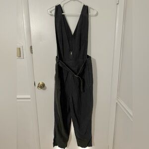 Free People Black Jumper, size 12